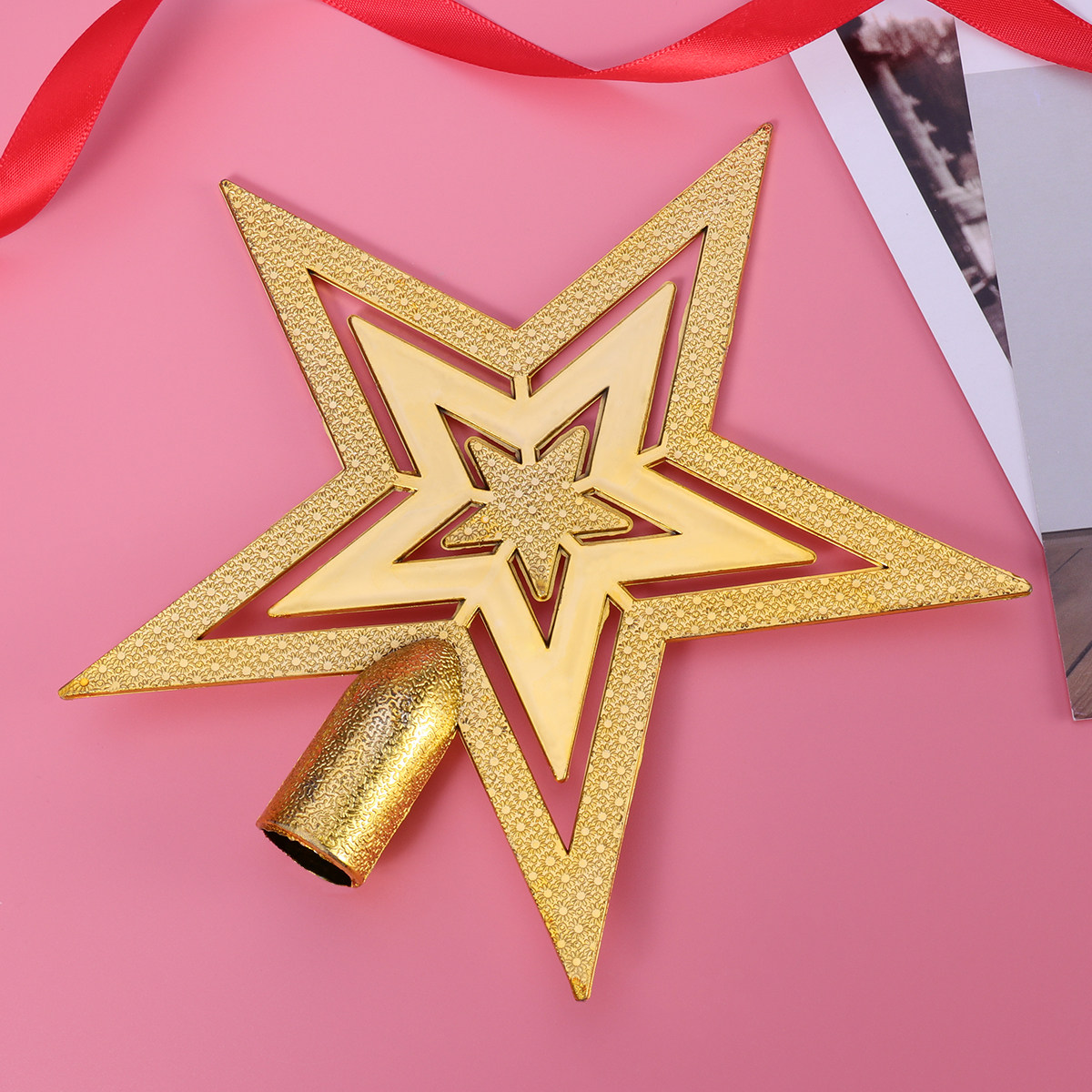 Star Tree Topper - 20cmのクリスマスツリートップ飾り。PVC製で色褪せにくく、鮮やかな色彩と愛らしいデザインが特徴。クリスマスツリーの飾りとして最適。