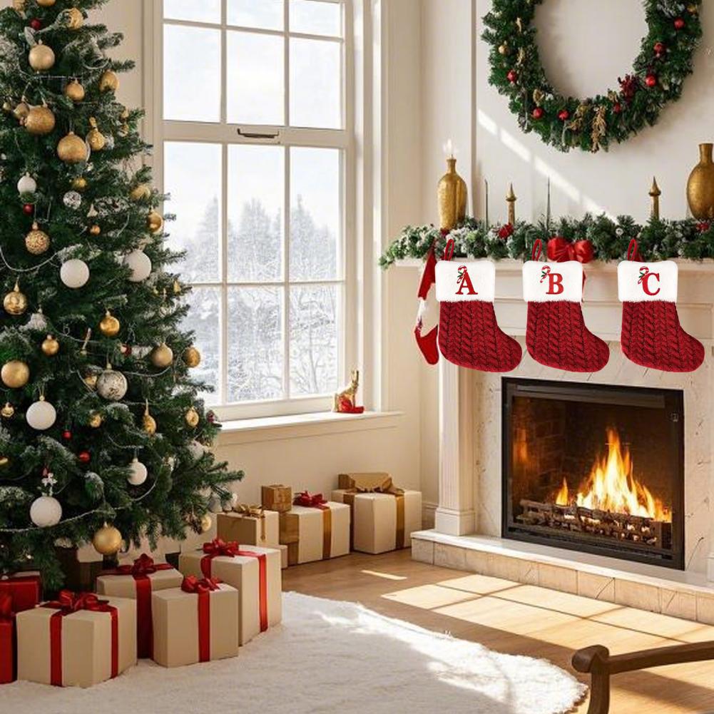 Christmas Stocking Hanging - クリスマスストッキング、装飾用レター付きニットソックス、吊り下げ飾り、お祭り気分を盛り上げるクリスマスツリーのオーナメント、手軽に飾れる