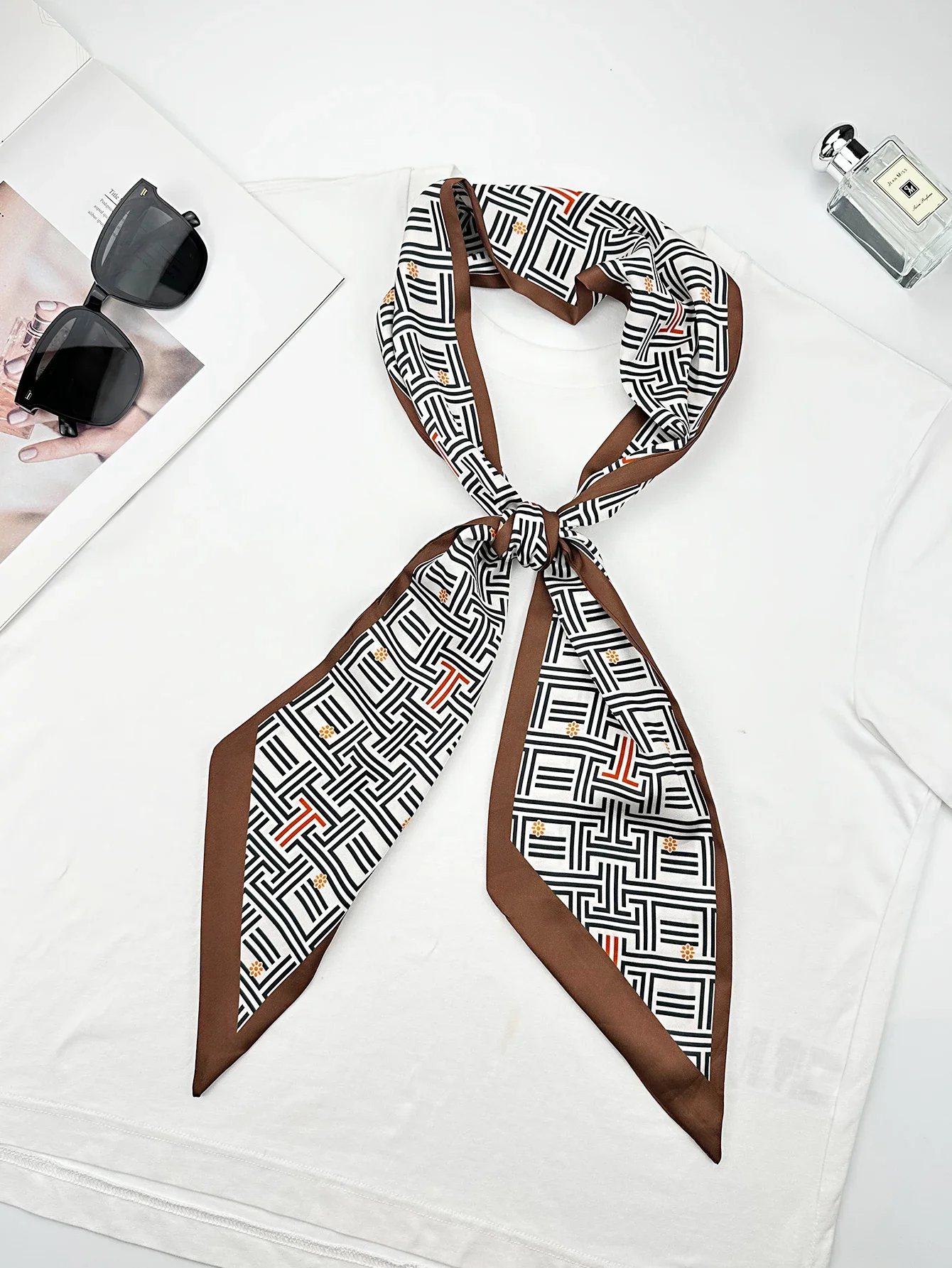 高級幾何学スキニーシルクスカーフ女性スカーフネッカチーフレデ - Ribbon Bow Gift のレビューと価格