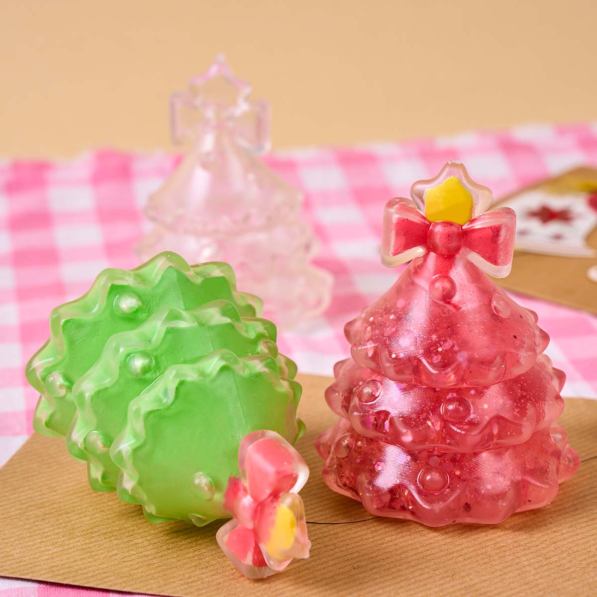 3Dクリスマスツリー型TPR中空ボールスキンDIYスクイーズ - Christmas Tree Artificial のレビューと価格
